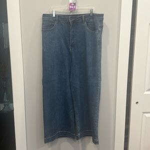 Risen Wide Leg Jeans